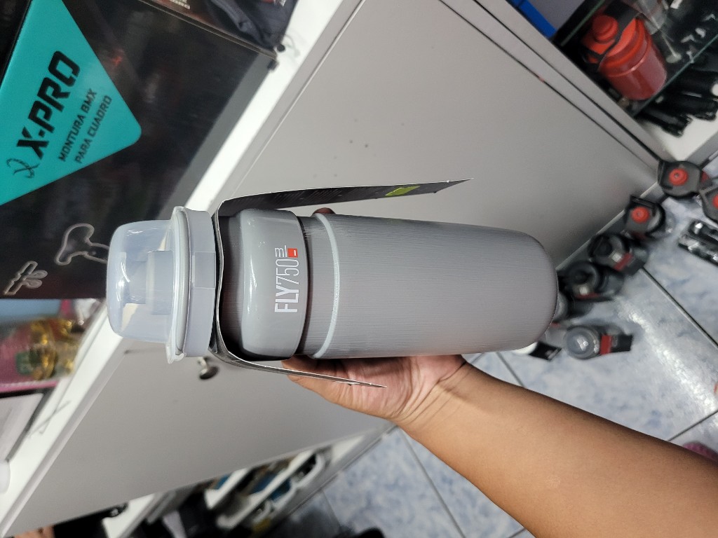 [AI-CAR200] Caramanola ELITE FLY TEX 750ml c/tapa grey 01607201