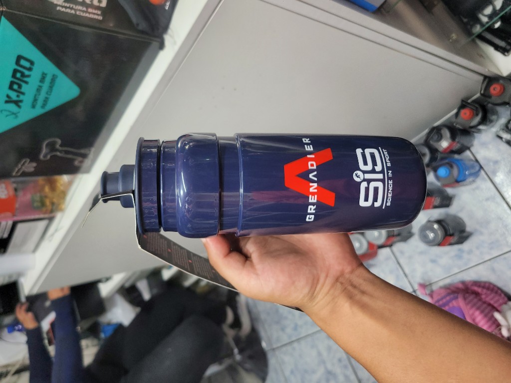 [CAR076] Caramanola ELITE FLY TEAM GRENADIER 750ml 1607107