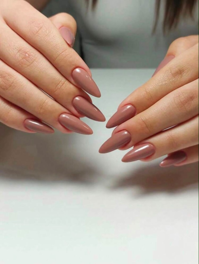 Uñas Press On Nude Almendra
