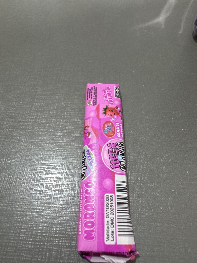 Mega chicle tattoo