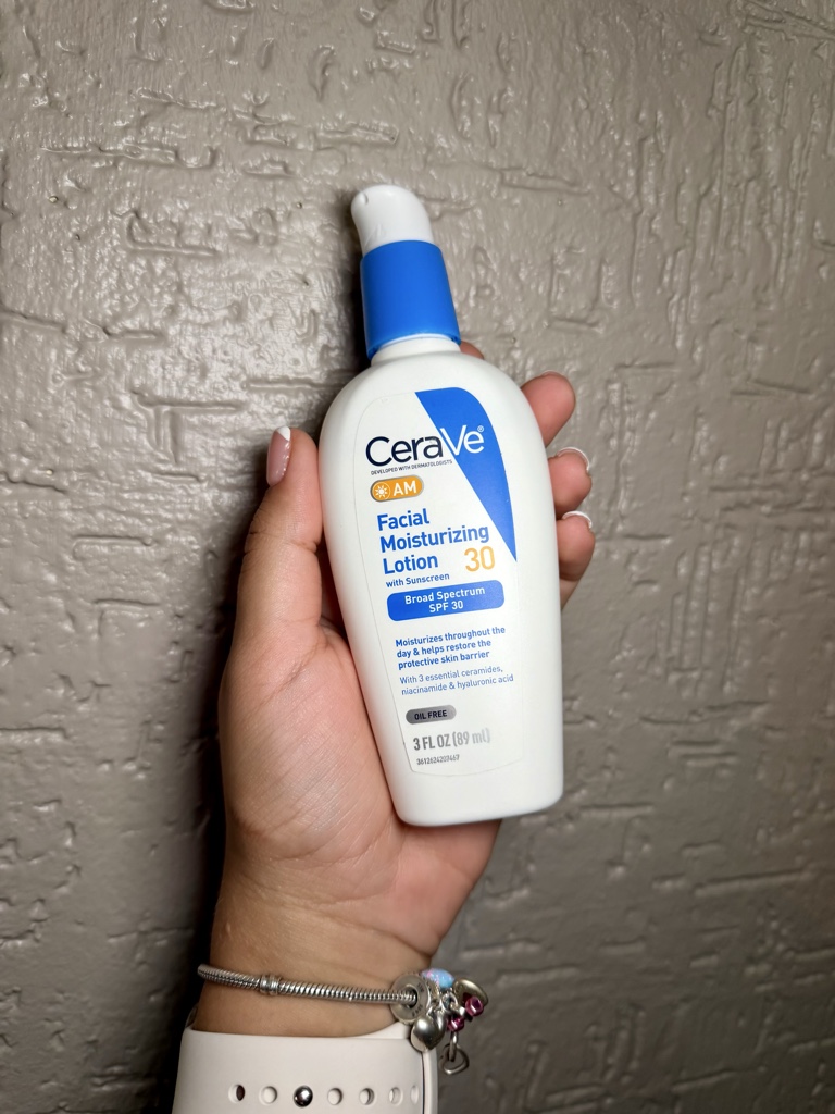 Crema para diario con 30 SPF. Cerave