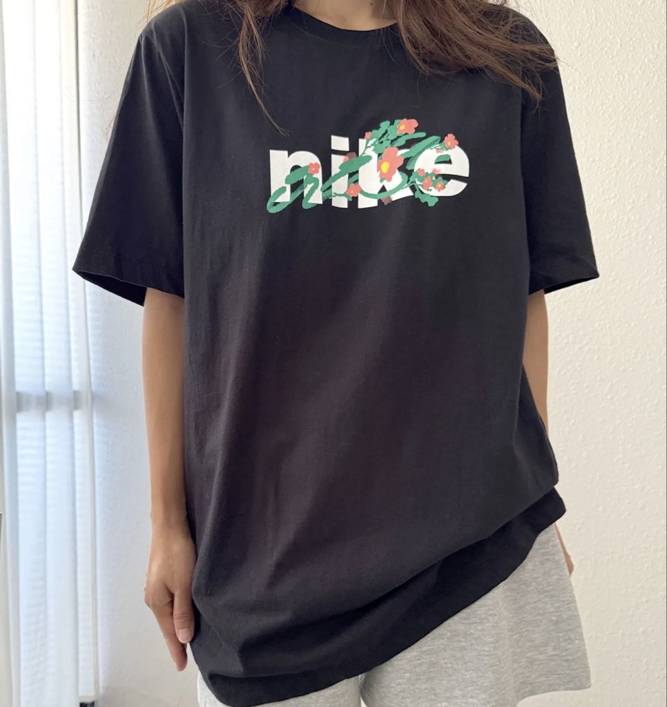 Franela de algodón Nike. Dama