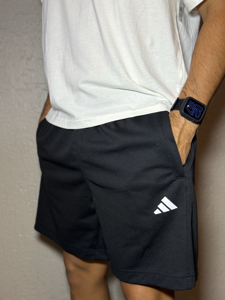 Short deportivo Adidas negro