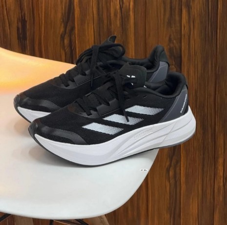 Adidas duramo negro