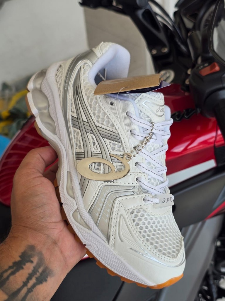 Asics blanca