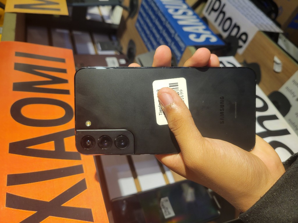 Samsung Galaxy S22 plus 128GB