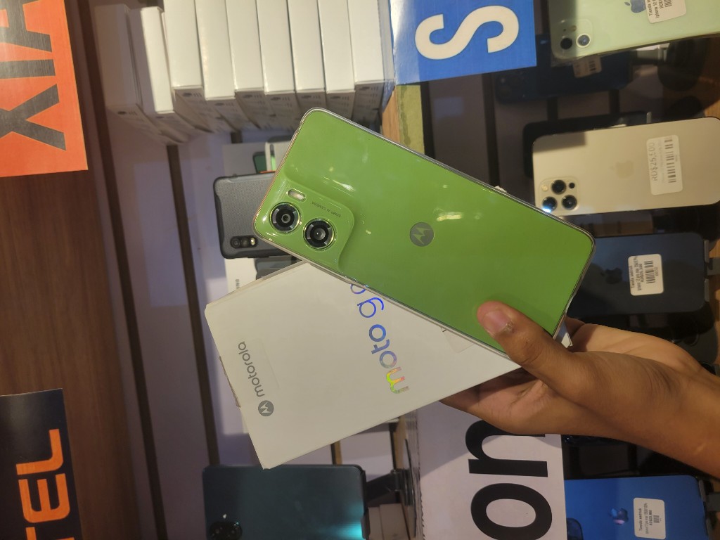 Motorola Moto G 06 verde