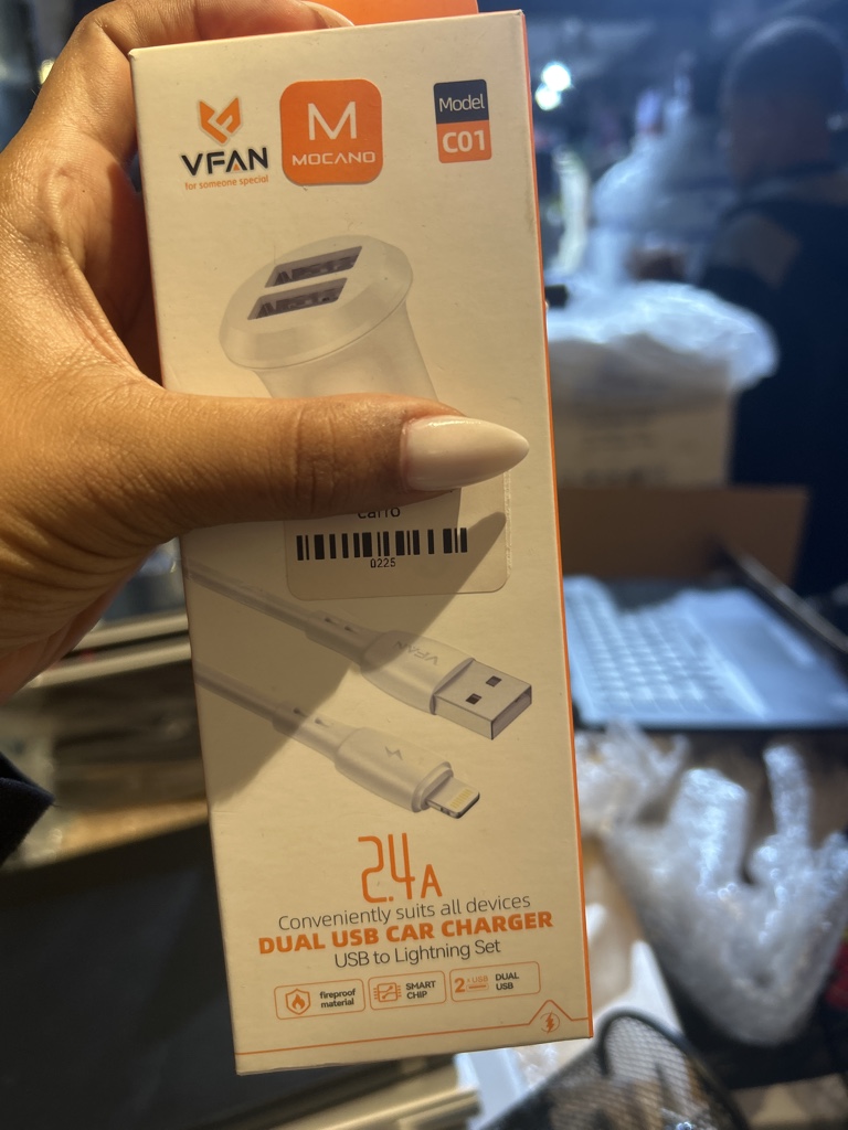 Cargador carro usb a lingthing