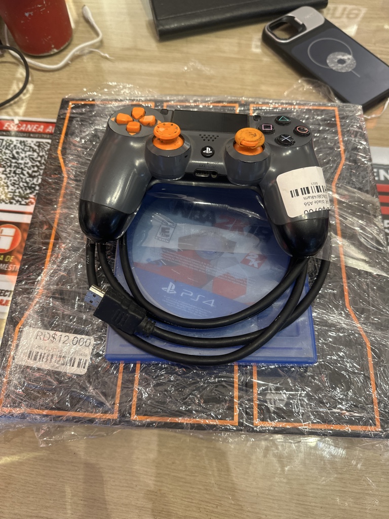 PlayStation 4 Fat + 1 Control + 1 Juego