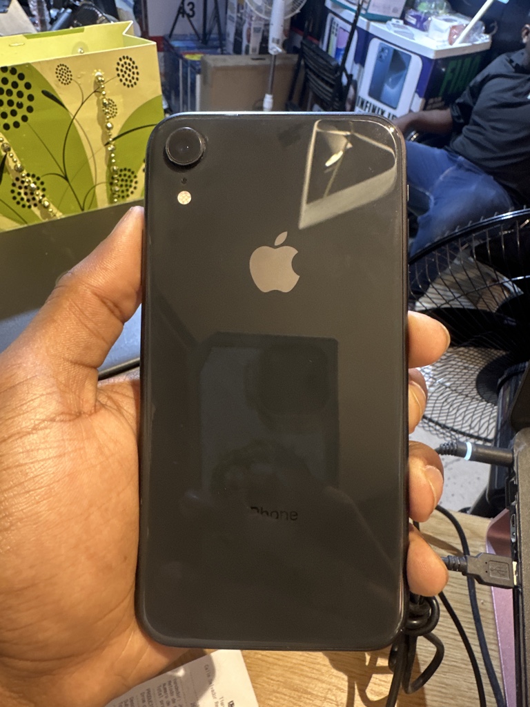iPhone XR 64GB