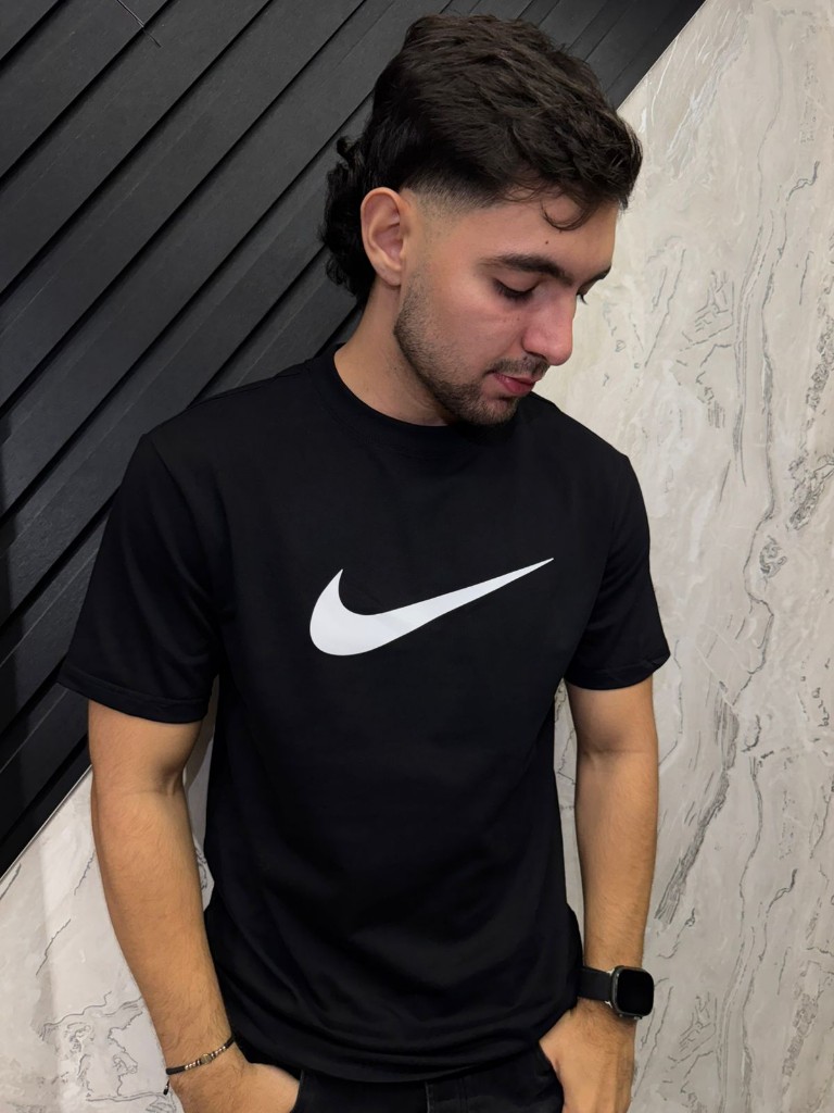 SUETER (M) NIKE NEGRO HOM