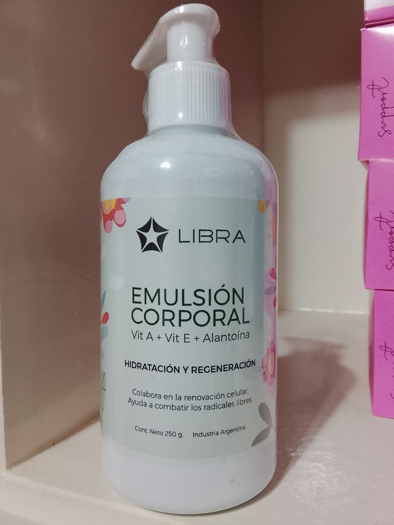 Emulsión corporal hidratante y regeneración 250cc