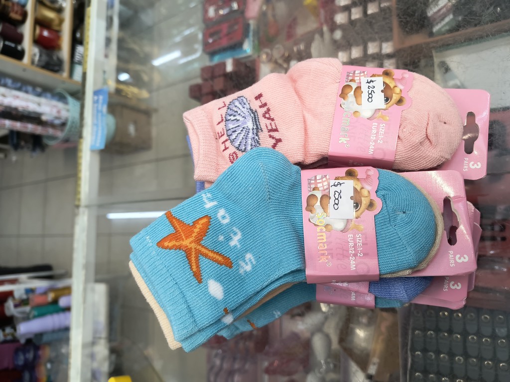 Medias de bebé por tres talla 1-2 12 al 24 m