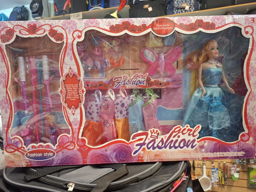 Barbie fashion
