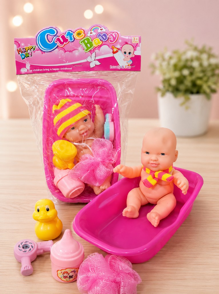 BEBE CON BAÑERA