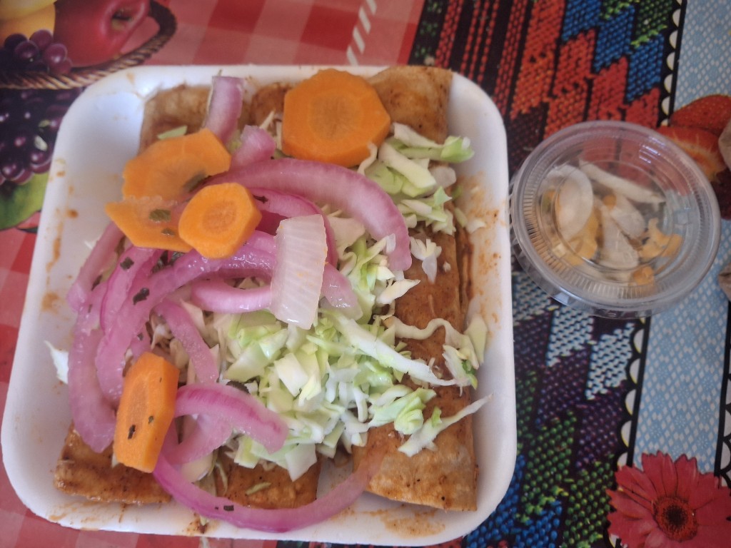 Tacos de cochinita 3pz
