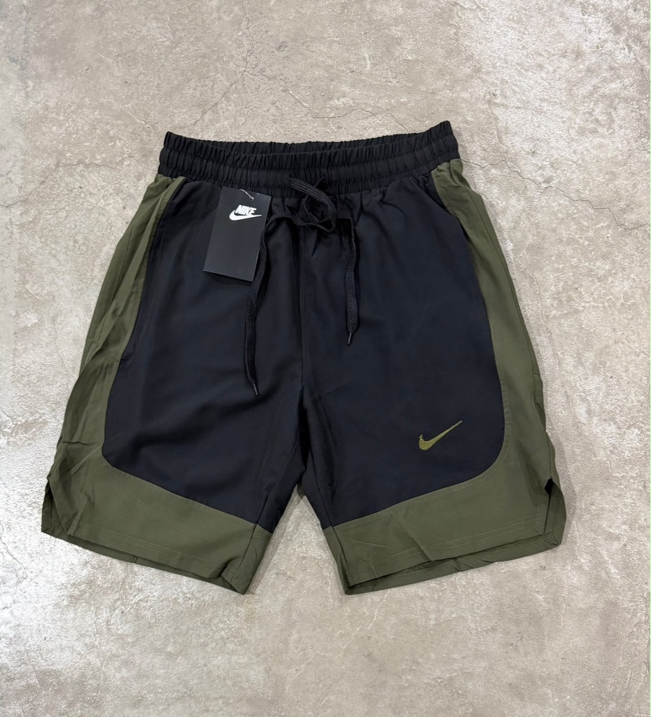 SHORT NIKE TRAINING