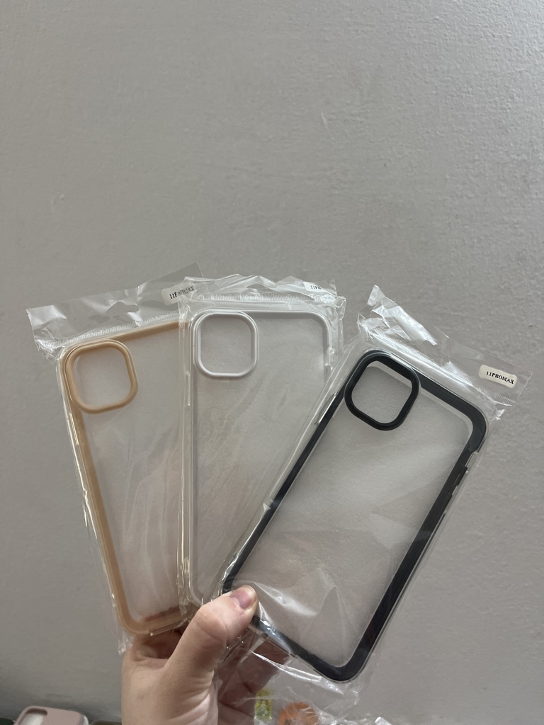 IP11 PRO MAX BORDE COLOR