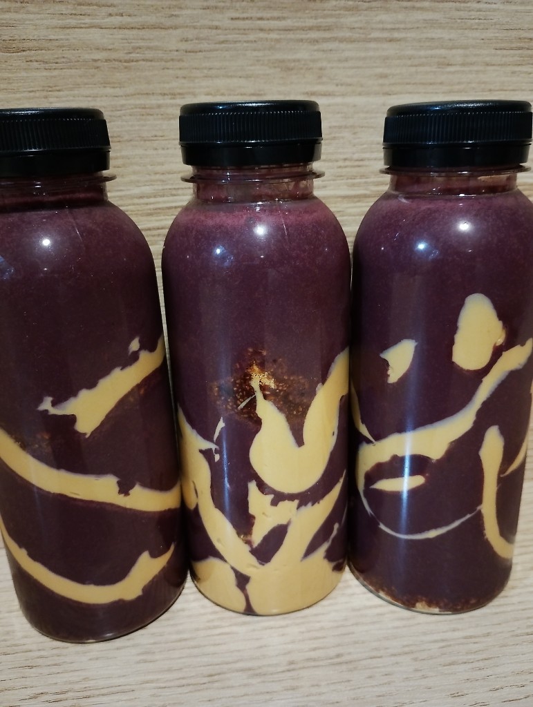 Açaí na garrafa doce de leite c/paçoca