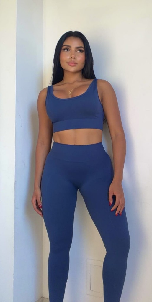 Conjunto largo de top de tirante grueso color azul Ref 012