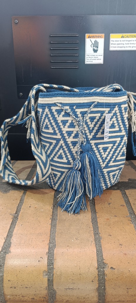 Mochila Wayuu mediana Gaza gruesa 1
