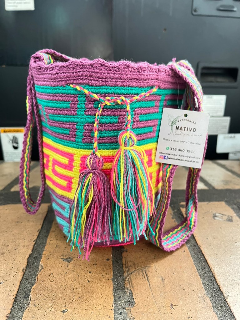 Mochila Wayuu pequeña 15