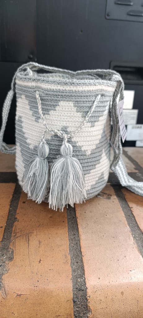 Mochila Wayuu pequeña 12