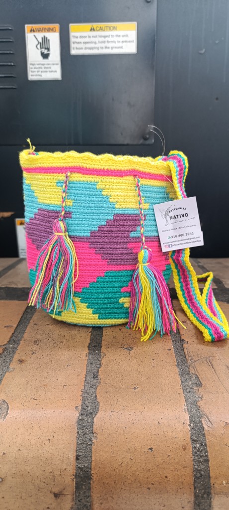 Mochila Wayuu pequeña 16