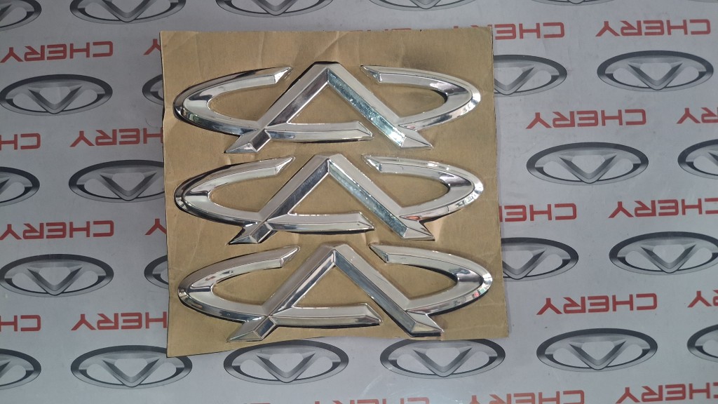 Logo chery cromado, Arauca X1