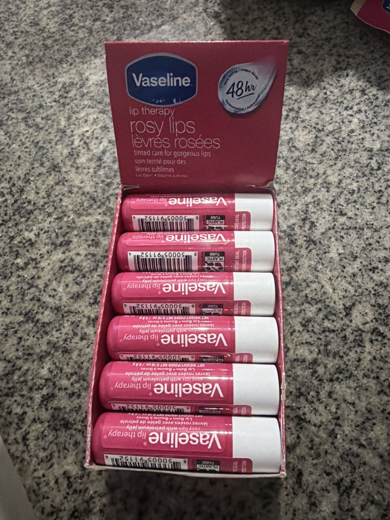 Vaseline rosy lips