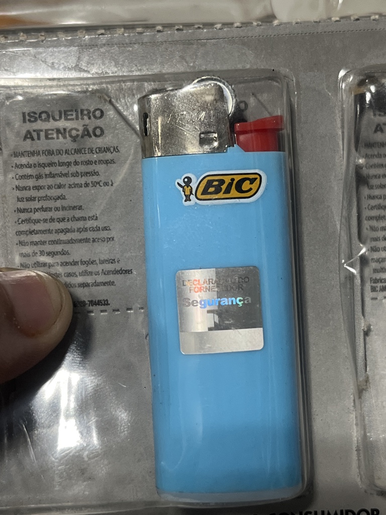 Isqueiro Pequeno