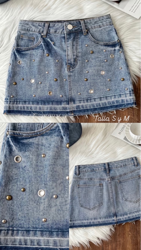 Falda jean azul con tachas