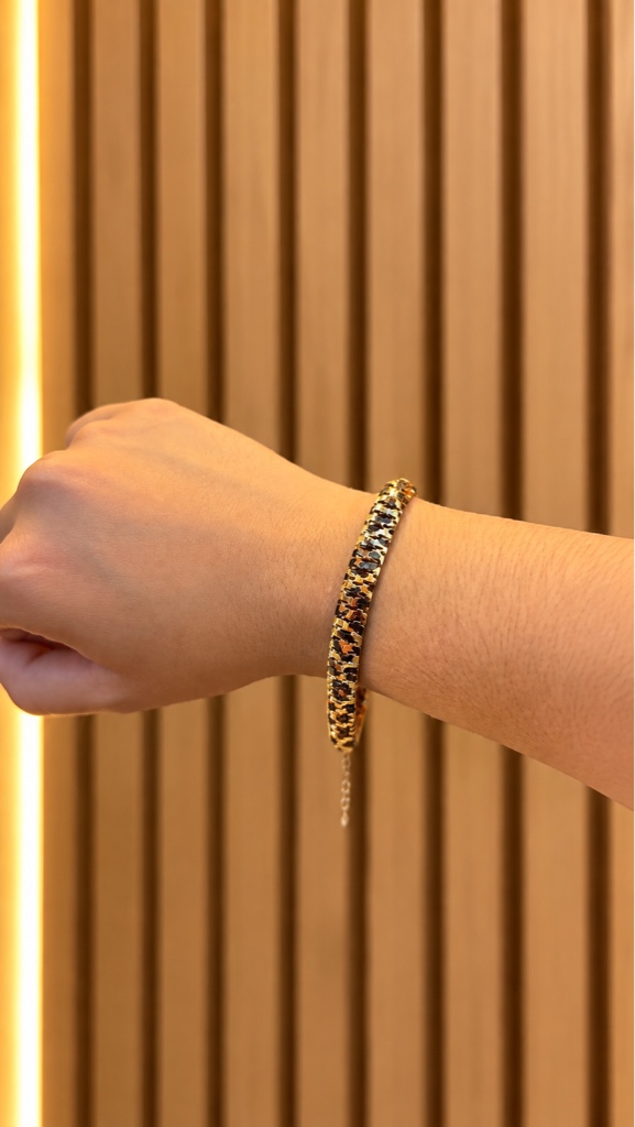 Pulsera dorada ajustable