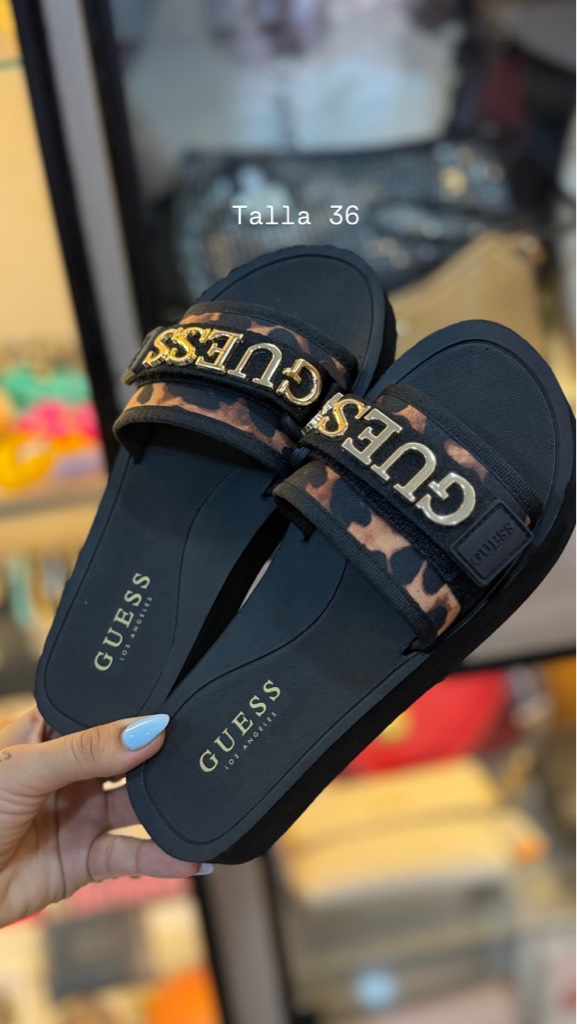 Guess negro sandalias 36