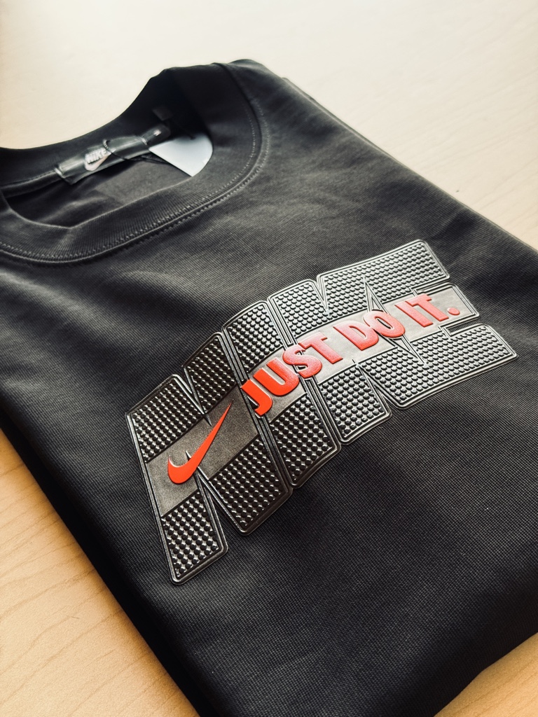 Camiseta Nike        ref003