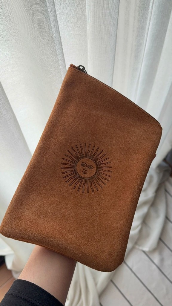 Yerbera marron sol de mayo
