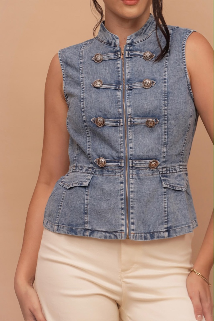 Blusa mezclilla tipo Napoleón