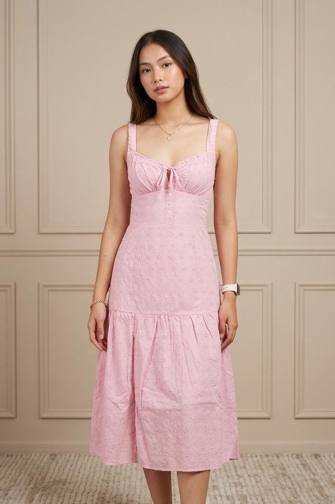 Vestido midi con abertura
