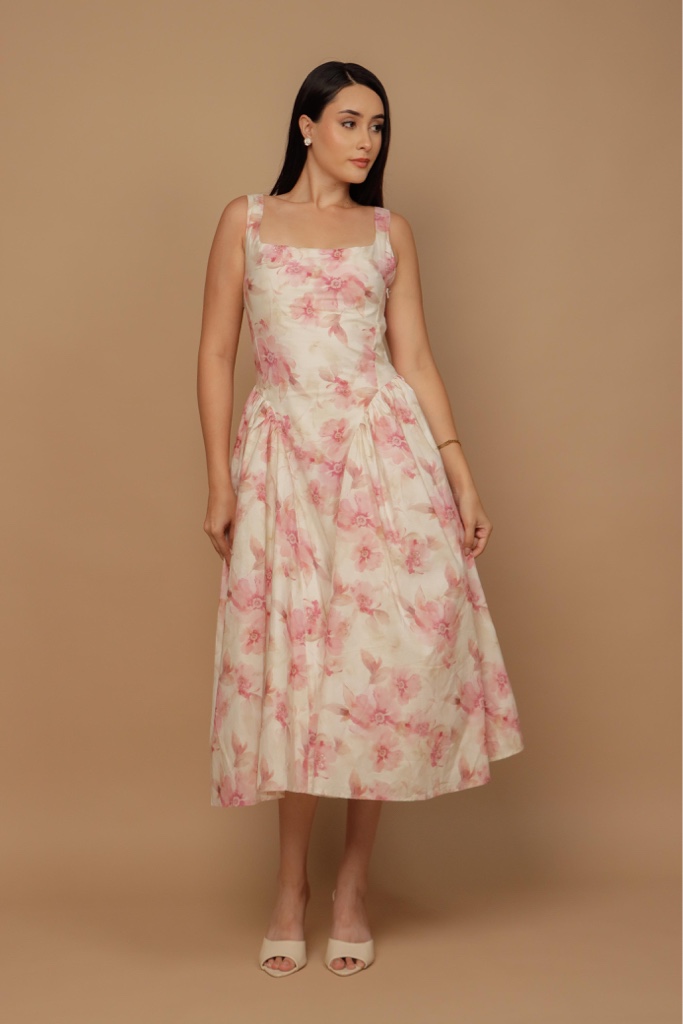 Vestido floral rosa con corset
