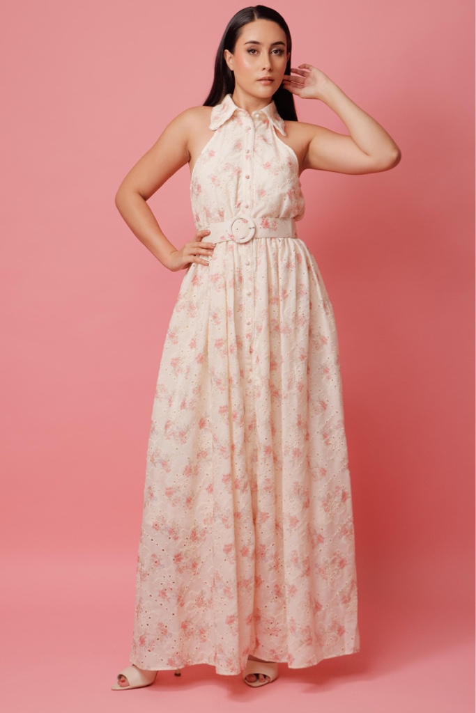 Vestido floral rosa con cinto