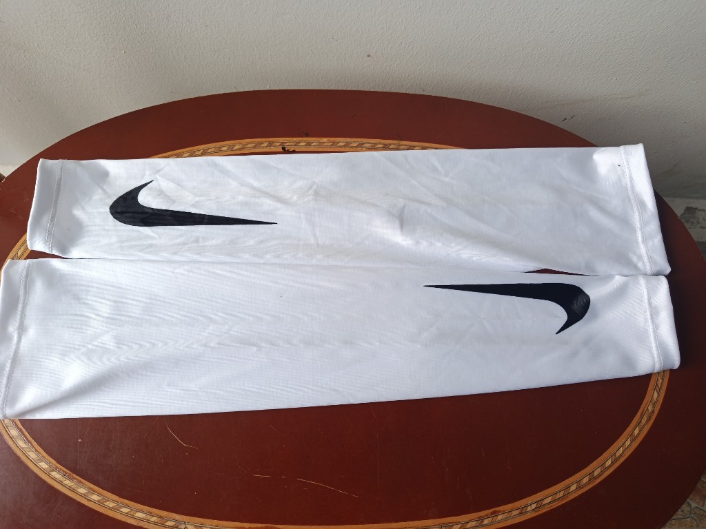 Blanca nike