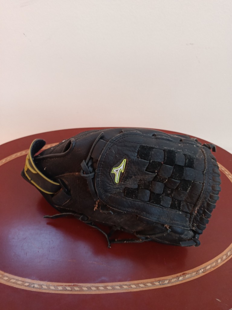 Mizuno 13