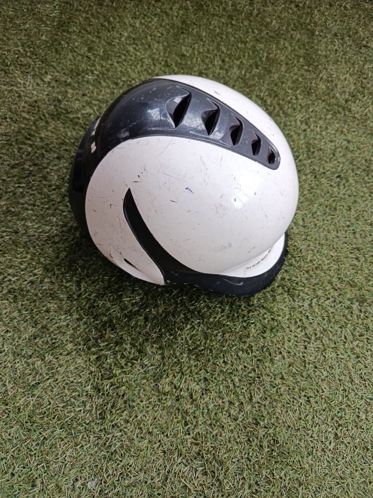 Casco niño worth