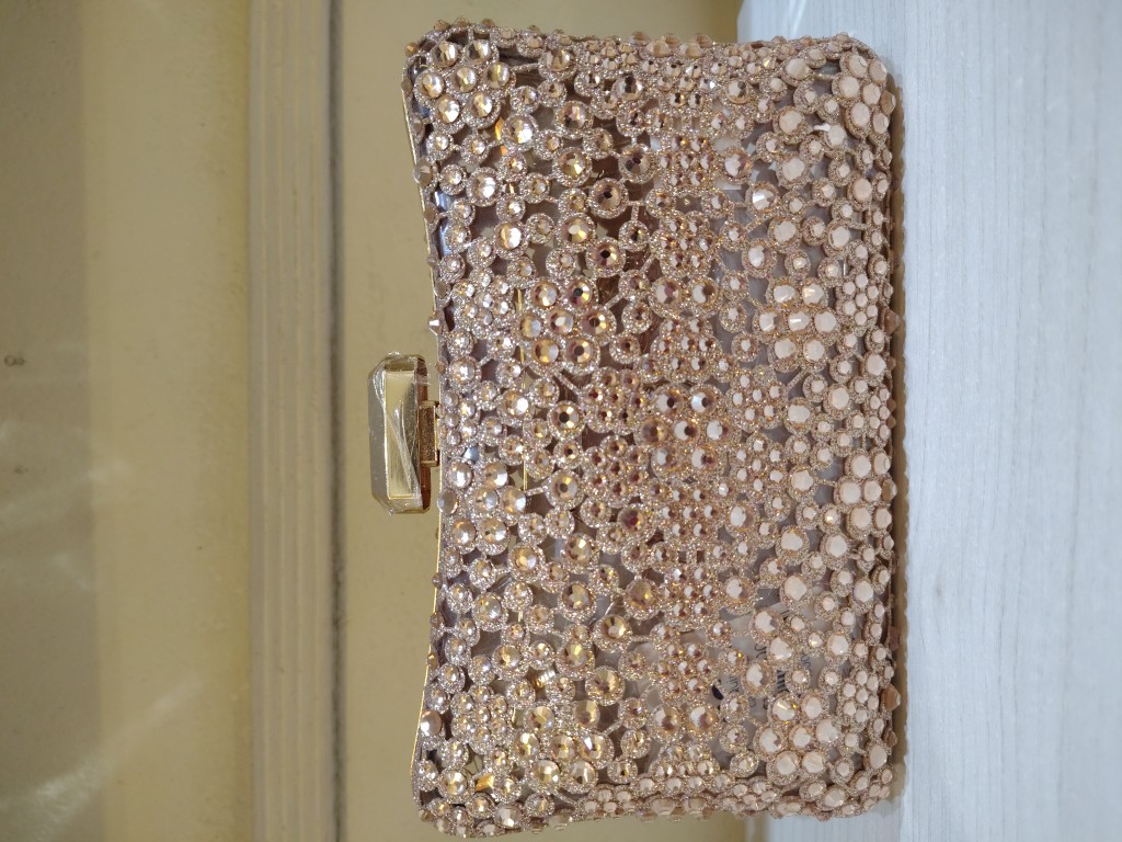 Cartera dorada de fiesta