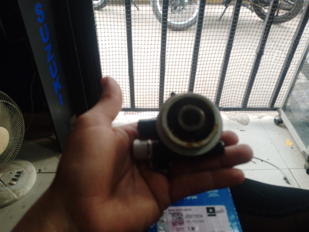 Sensor o piñón  de velocímetro de discover 125-150