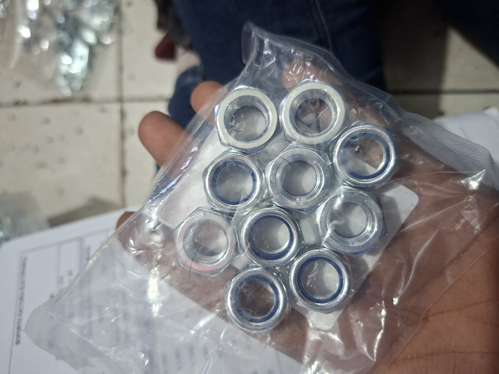 TUERCA DE SEGURIDAD NUMERO 12