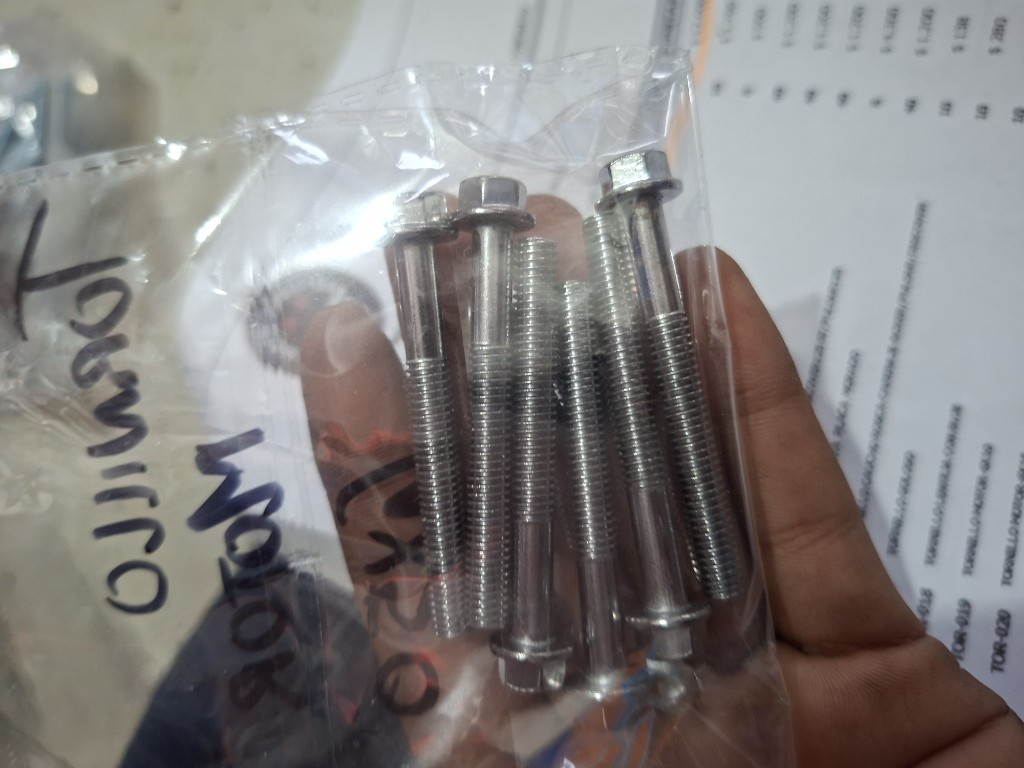 TORNILLO 6X50 CABEZA 8