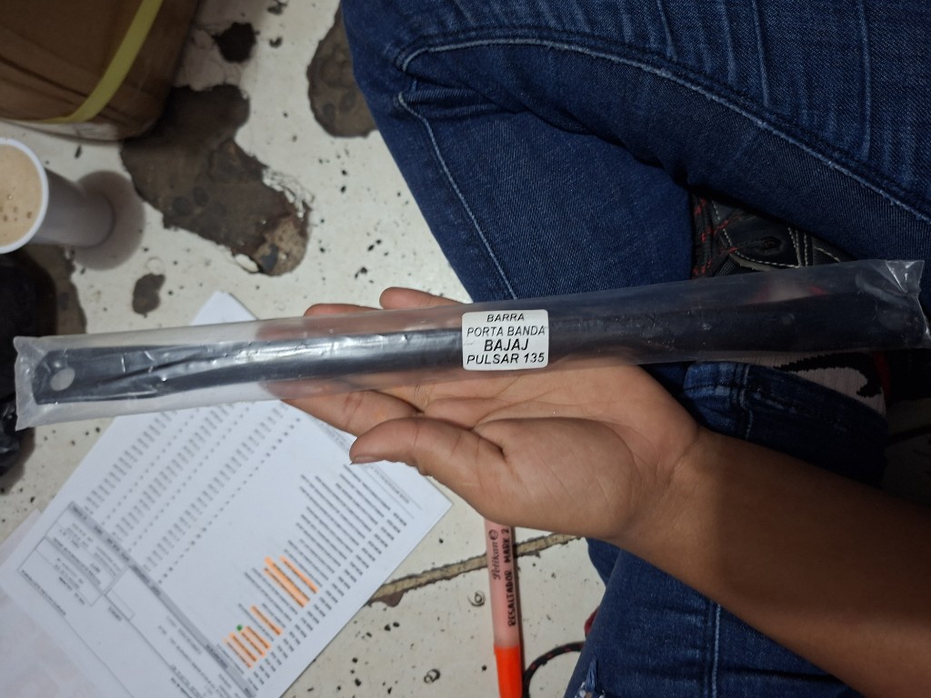 BARRA PORTA BANDA DE PULSAR 135