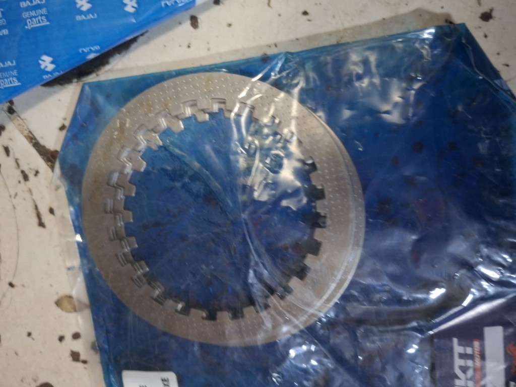 SEPARADOR DE DISCOS DE CLUCH DE ECO NKD 125