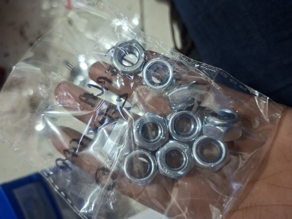 TUERCA DE SEGURIDAD NUMERO 10